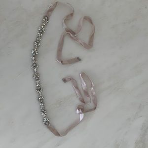 Gorgeous BHLDN Rhinestone/Opal champagne ribbon wedding dress sash, EC